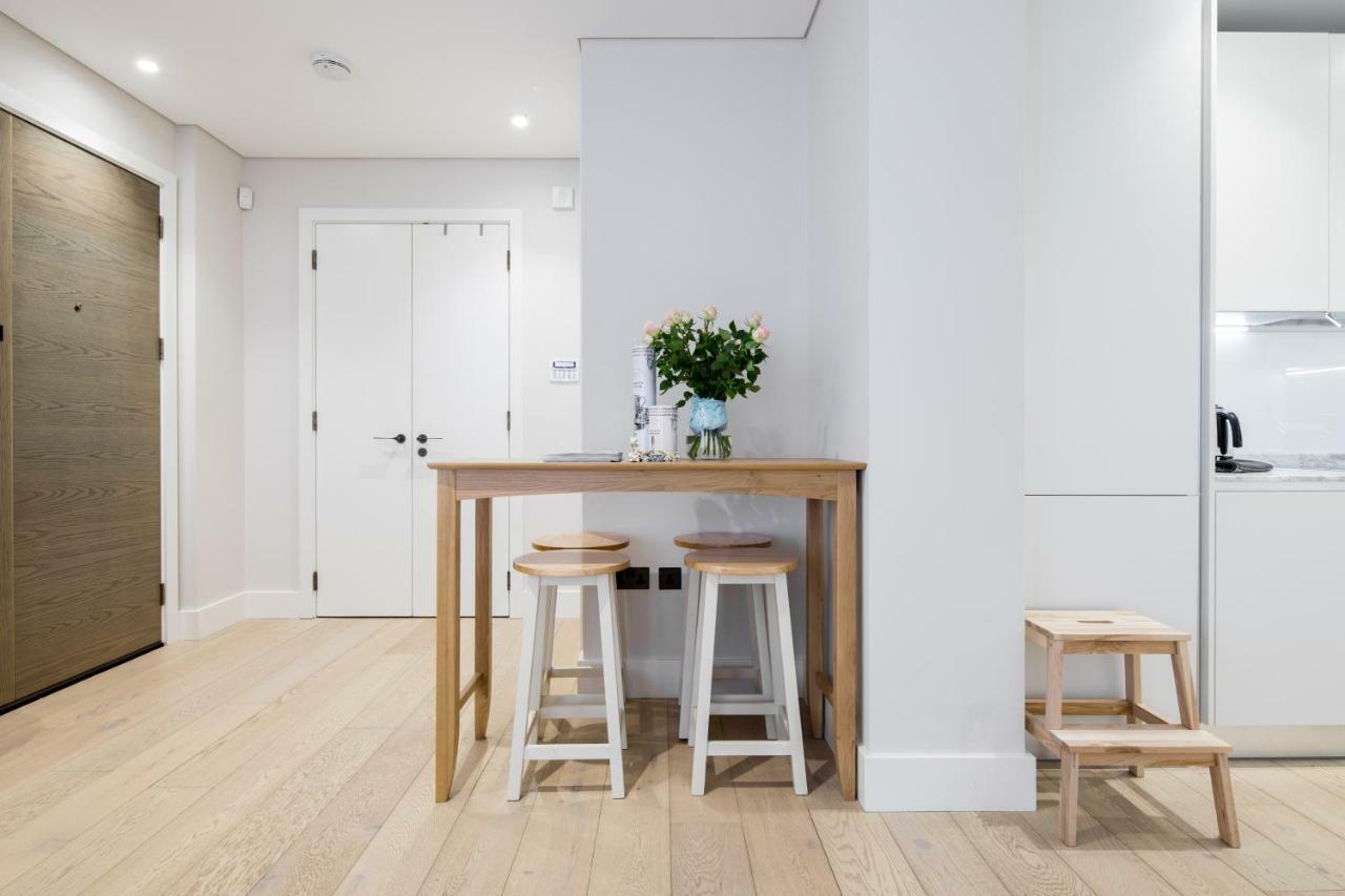 VI Castle Lane Apartment London Exterior photo